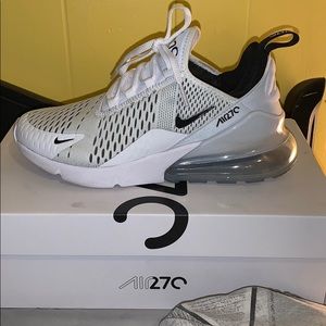 Air Max 270